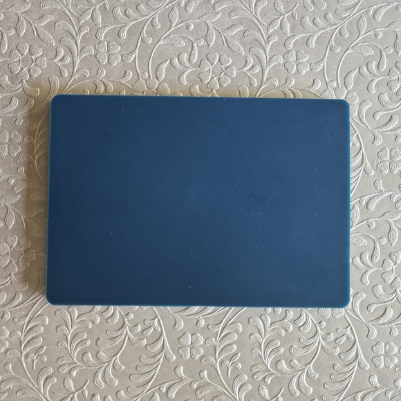 Zuri Wolf Craft Mold - Picture 4 of 7